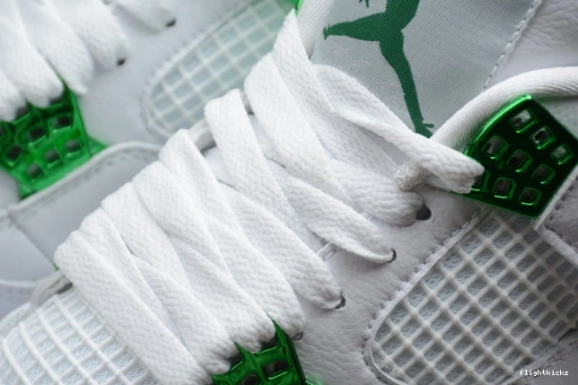 4 Jordan Green CT8527-113 Air Pine 1209